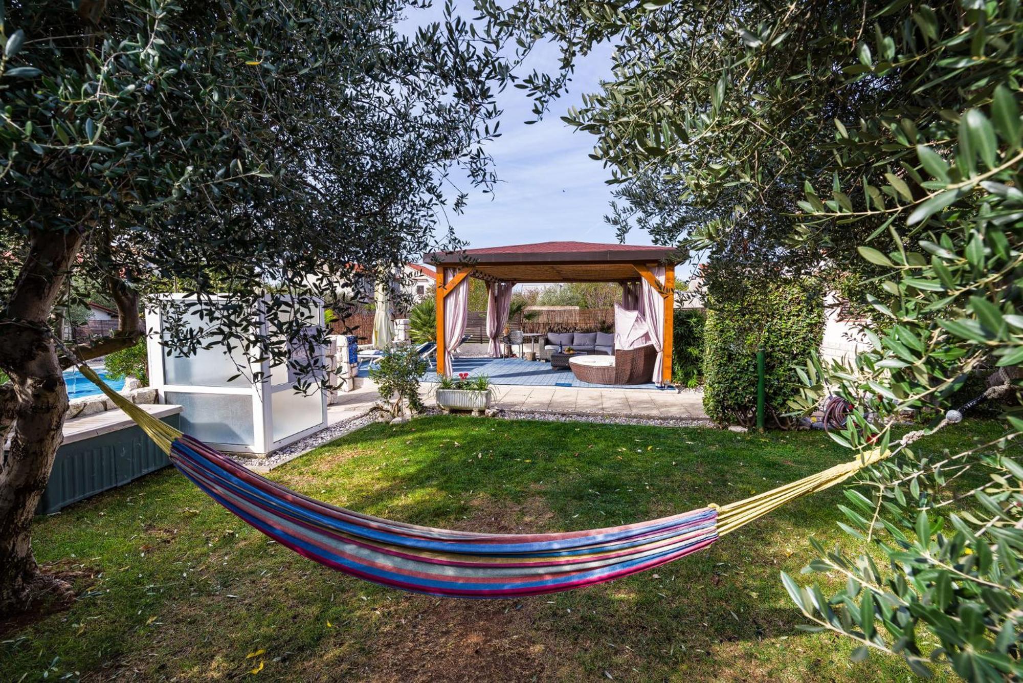 Villa Dalmatina Zadar Mit Pool Exterior photo