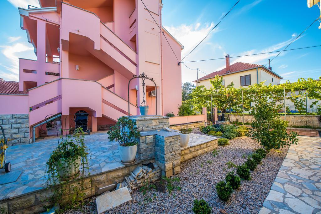 Villa Dalmatina Zadar Mit Pool Exterior photo